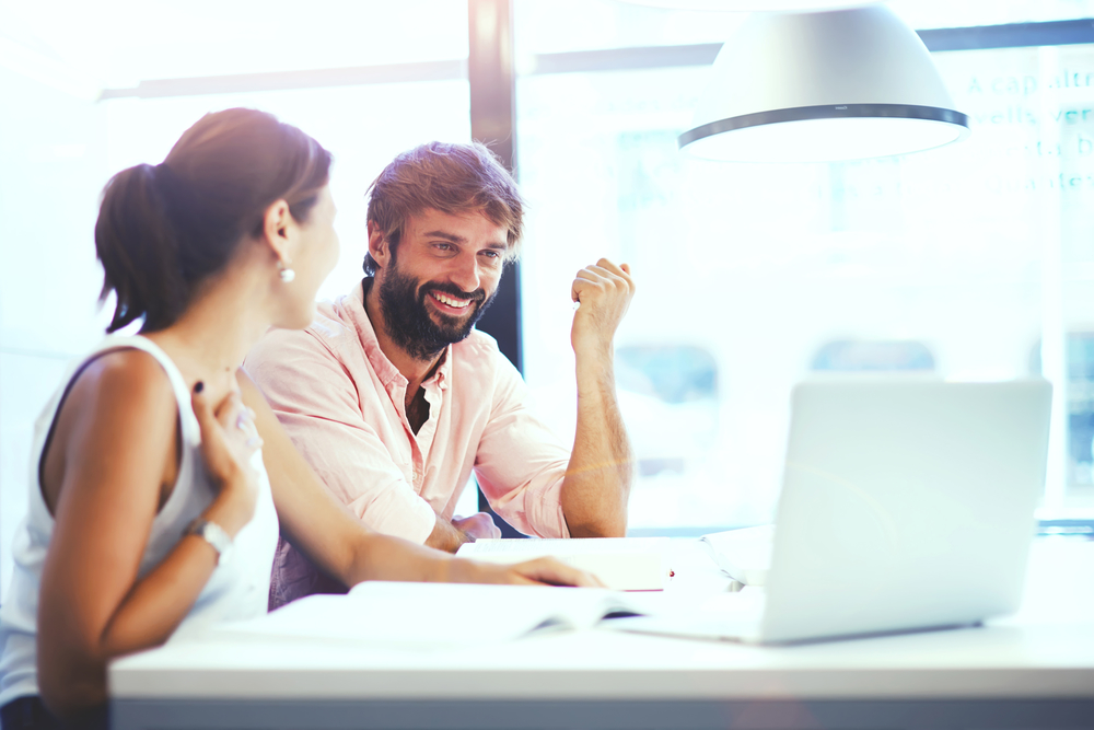 Email Communication: The Modern Alternative to Printed Office Memos